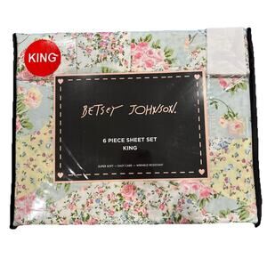 Betsey Johnson KING 6-Pc Patchwork Floral Blue Roses Polyester Sheet Set New